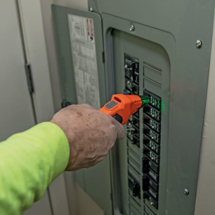Klein Tools ET310 AC Circuit Breaker Finder, Electric and Voltage Tester with Integrated GFCI Outlet Tester - Image 4