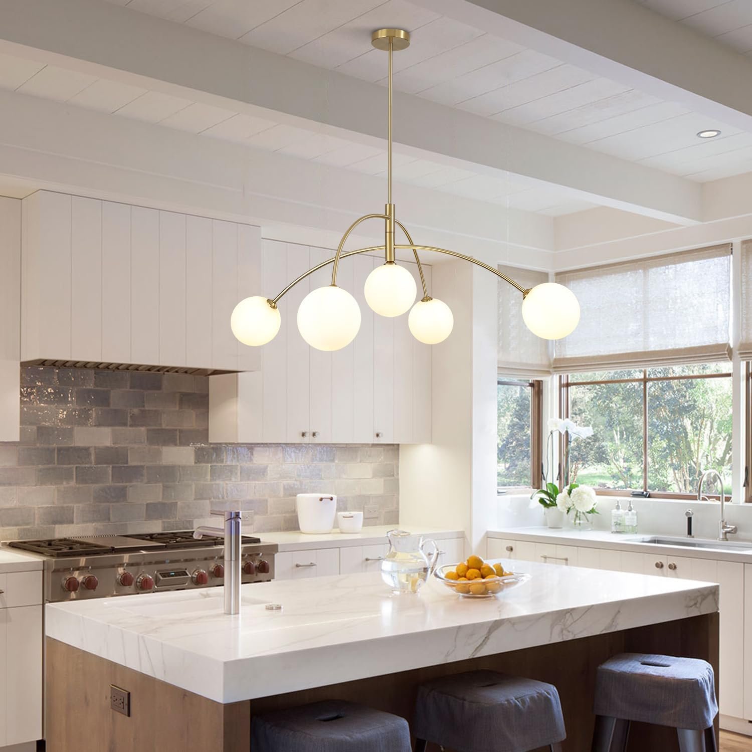 Contemporary Gold Ceiling Light 5-Light Glass Globe Lights Mid Century Modern Sputnik Chandelier for Dining Room Kitchen Bedroom Lighting Fixture