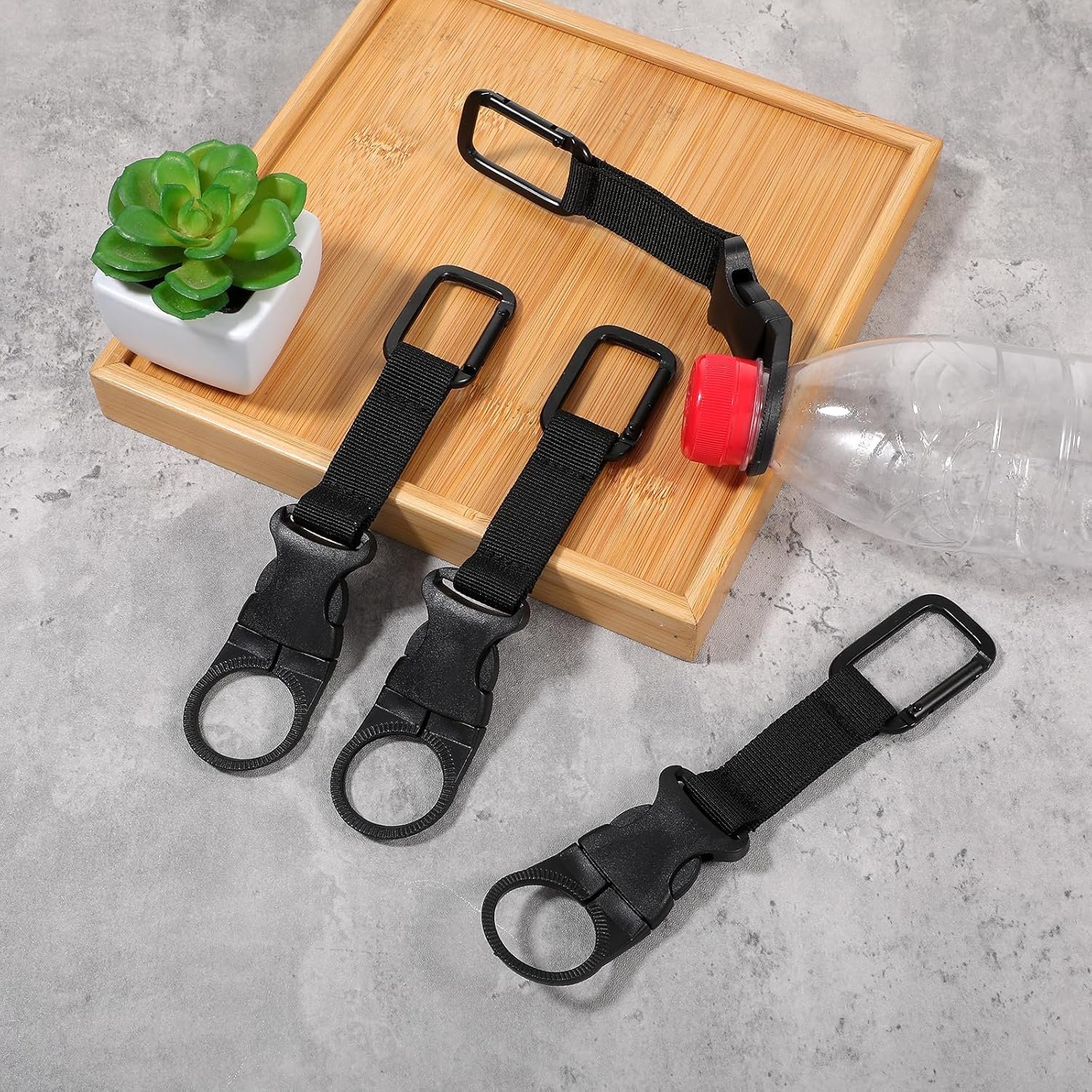 Bottle Buckle Clip, 4pcs Hanging Buckle Portable Water Bottles Ring Holder Keychain Heavy Duty Bottle Ring Buckles Mineral Water Bottle Clip for Backpack Belt Webbing Strap Camping Hiking