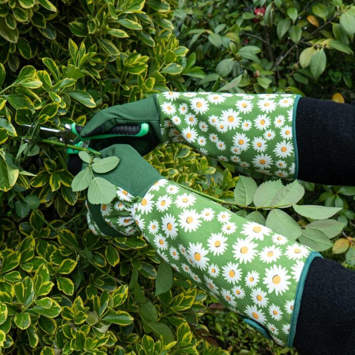 PHIRAH Gardening Gloves for Women Rose Pruning Thorn Proof Breathable Touchscreen Garden Gloves Long Forearm Protection Gauntlet Adjustable Flexible Working Gloves(Green, L) - Image 5